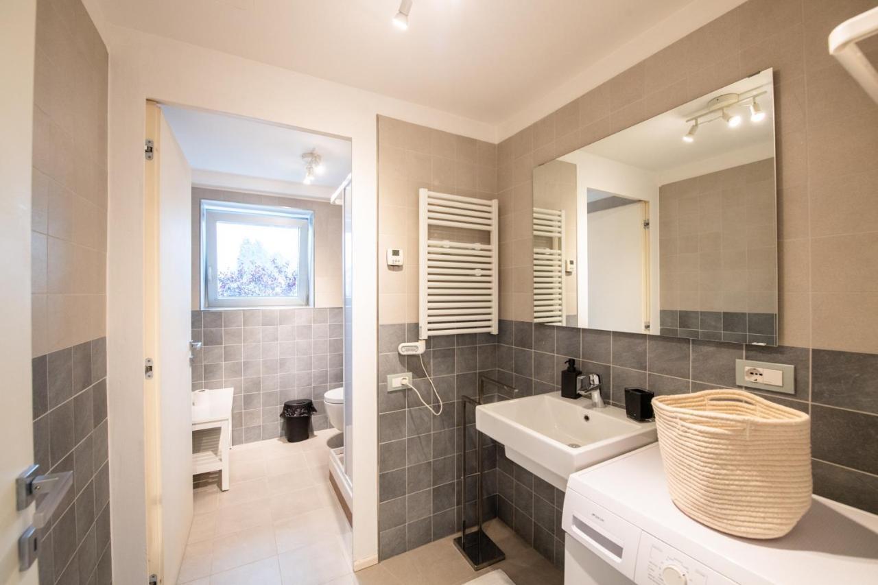 350 M Dalla Stazione L Parcheggio Free L Nova Loft Daire Parma Dış mekan fotoğraf