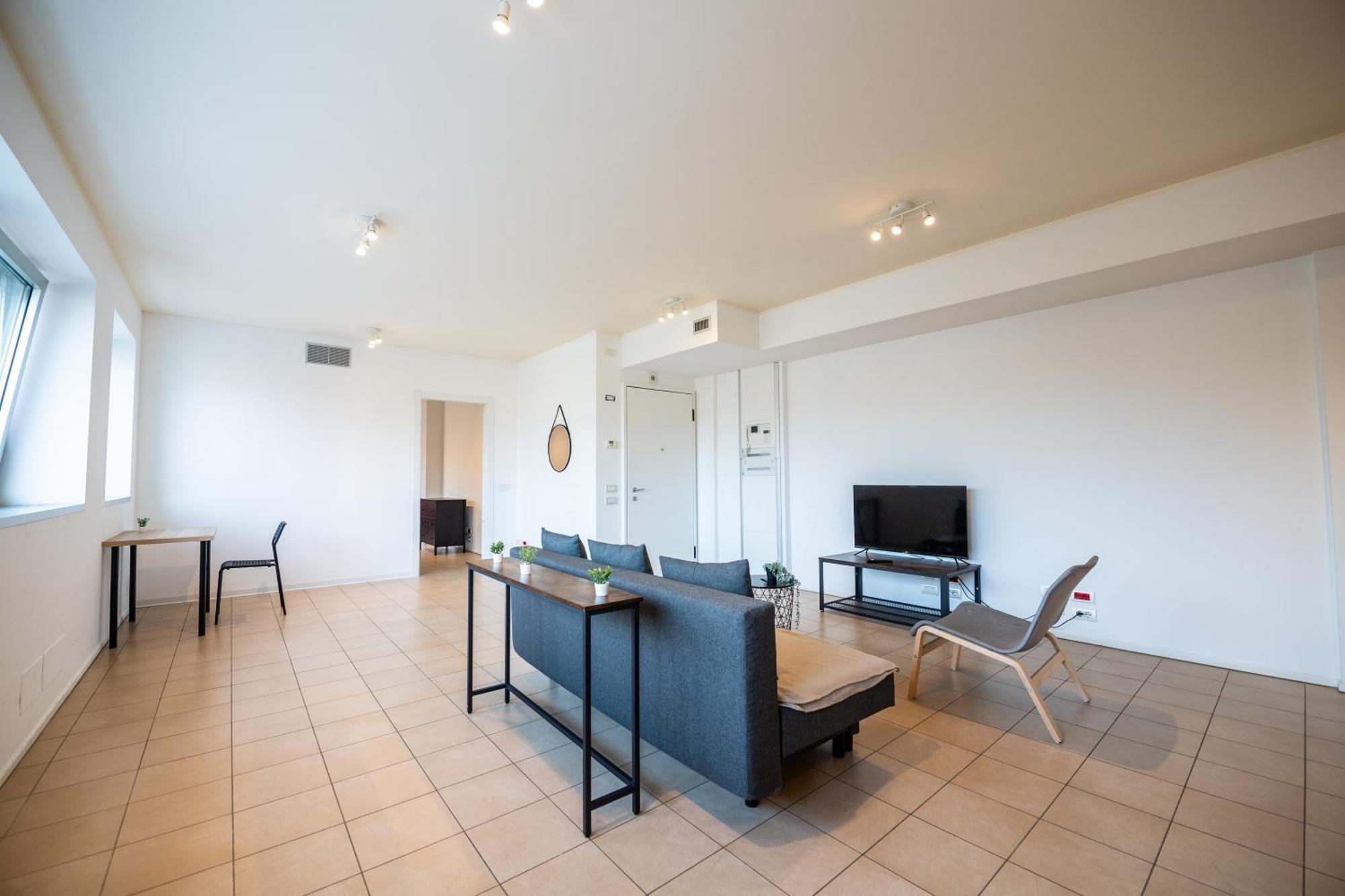 350 M Dalla Stazione L Parcheggio Free L Nova Loft Daire Parma Dış mekan fotoğraf